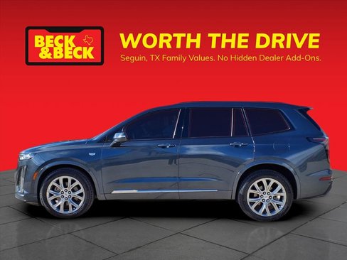 Used 2020 Cadillac XT6 Sport image 2