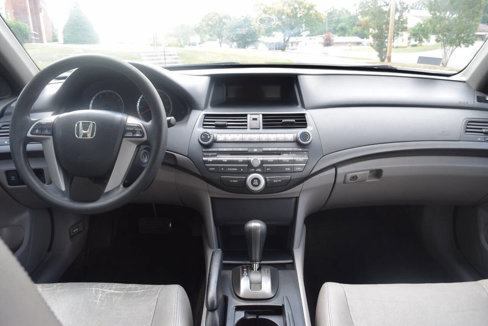 Used 2010 Honda Accord LX image 18