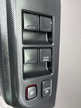 Used 2014 Honda Insight LX image 24