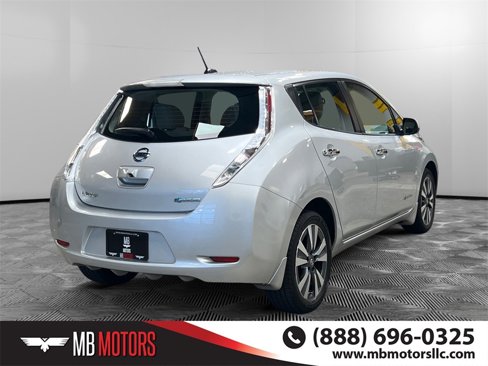 Used 2017 Nissan Leaf SV image 4