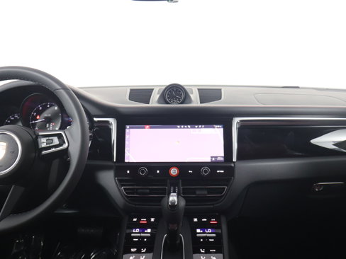 New 2025 Porsche Macan image 19