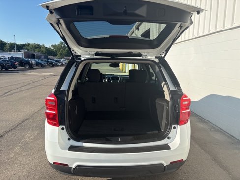 Used 2017 Chevrolet Equinox LT w/ Convenience Package image 38