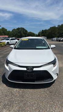 Used 2021 Toyota Corolla LE image 2