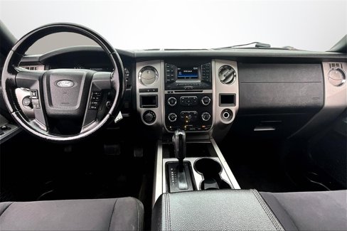 Used 2017 Ford Expedition XLT image 7