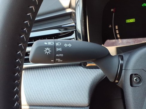 New 2025 Toyota Camry SE image 20