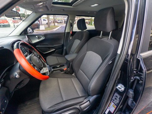 Used 2020 Kia Soul GT-Line w/ GT 2.0L Power Sunroof Package image 15