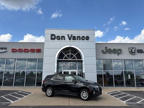 Used 2023 Chevrolet Equinox LT image 1