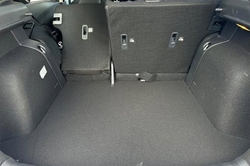 New 2025 Nissan Kicks Play S image 16