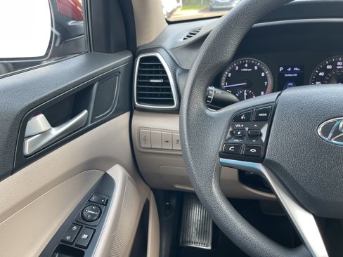Used 2019 Hyundai Tucson SE image 35