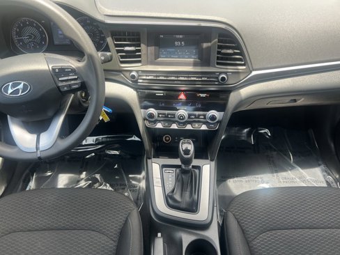 Used 2020 Hyundai Elantra SE w/ Cargo Package (C1) image 14