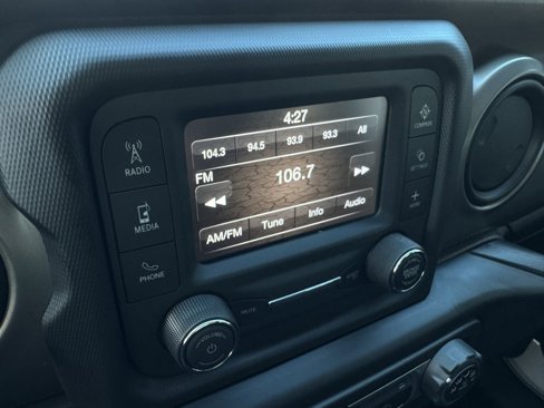 Used 2021 Jeep Wrangler Sport image 22