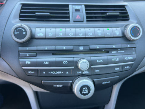 Used 2010 Honda Accord LX image 17