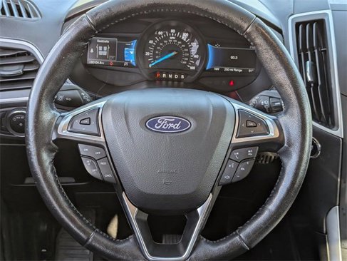 Used 2023 Ford Edge SEL image 11
