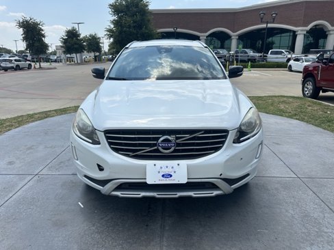 Used 2017 Volvo XC60 T5 Dynamic w/ Preferred Option Package image 2