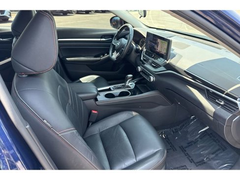 Used 2024 Nissan Altima 2.5 SR w/ SR Premium Package image 18