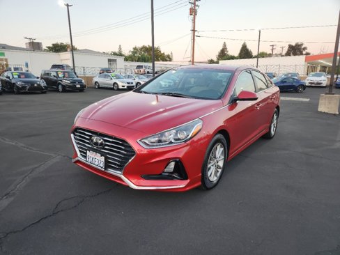 Used 2019 Hyundai Sonata SE image 1