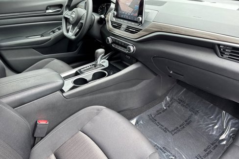 Certified 2024 Nissan Altima 2.5 SV image 17