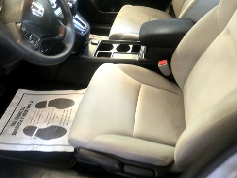 Used 2016 Honda CR-V LX image 25