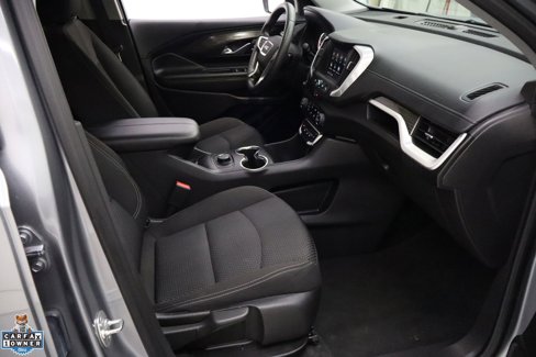 Used 2024 GMC Terrain SLE image 31