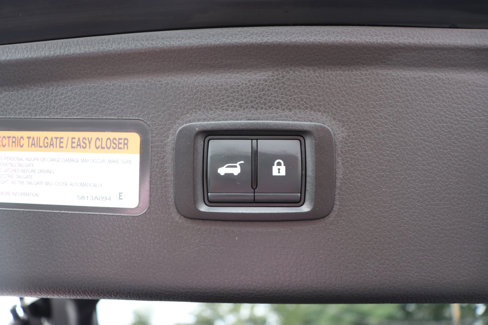 Used 2024 Mitsubishi Eclipse Cross SE image 48