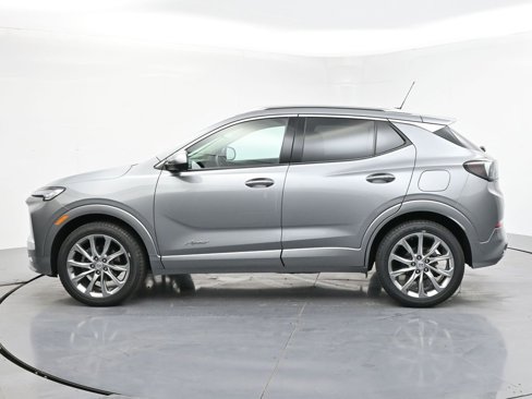 Used 2024 Buick Encore GX Avenir w/ Avenir Technology Package image 3