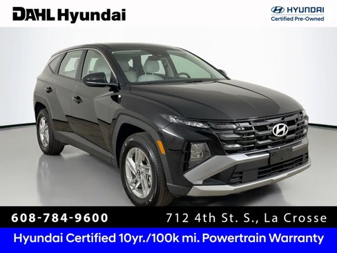 Certified 2025 Hyundai Tucson SE image 1