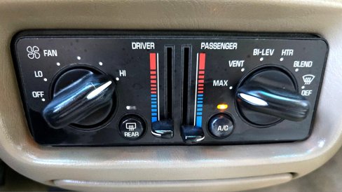 Used 2002 Buick Century Custom w/ Custom Premium Pkg image 31