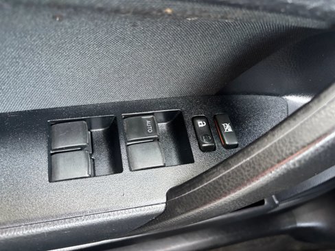 Used 2017 Toyota Corolla LE image 27