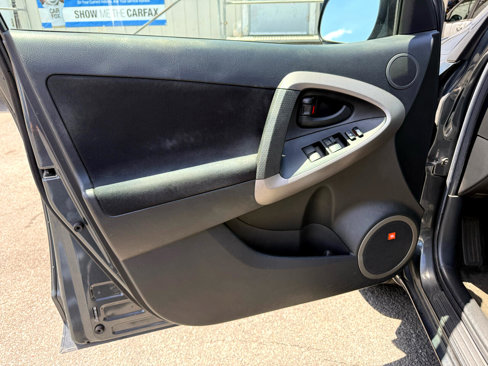 Used 2007 Toyota RAV4 Sport image 10