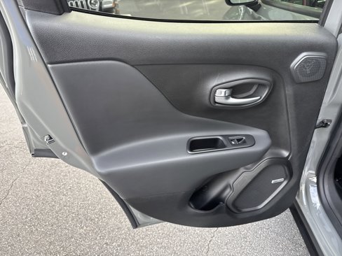 Used 2021 Jeep Renegade Trailhawk w/ Sun & Sound Group image 26