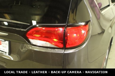 Used 2017 Chrysler Pacifica Limited image 34