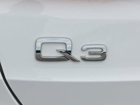 Used 2023 Audi Q3 2.0T Premium image 31