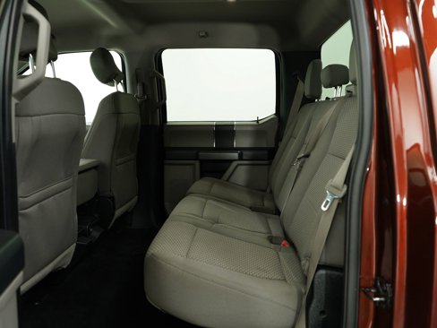 Used 2016 Ford F150 XLT image 16