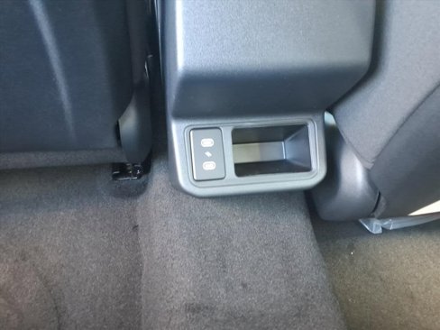 New 2025 Kia K4 LX image 9