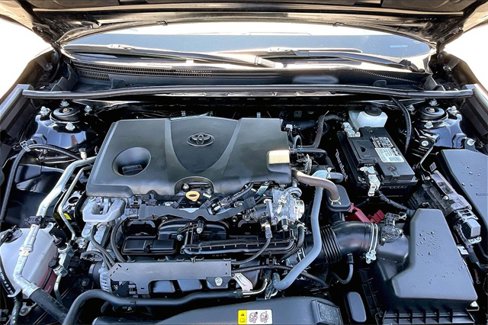 Used 2021 Toyota Camry SE image 9