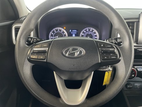 Used 2020 Hyundai Venue SE image 26