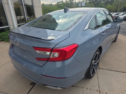 Used 2022 Honda Accord Sport image 5