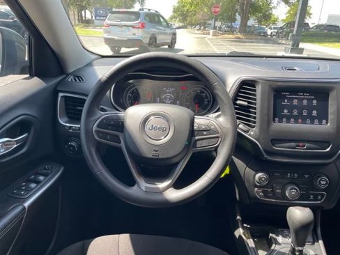 Used 2019 Jeep Cherokee Latitude w/ Popular Appearance Group image 22