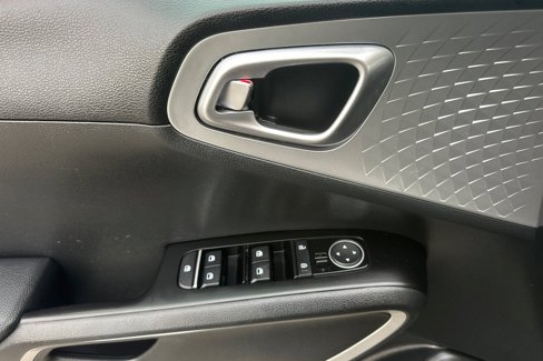 Used 2024 Kia Soul LX w/ Option Group 015 image 11