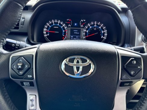 Used 2018 Toyota 4Runner SR5 image 24