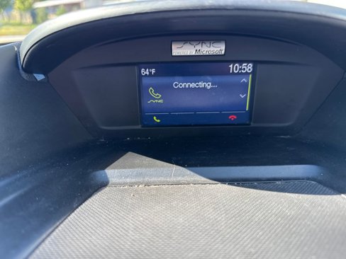 Used 2015 Ford Escape SE image 23