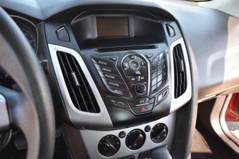 Used 2014 Ford Focus SE image 23