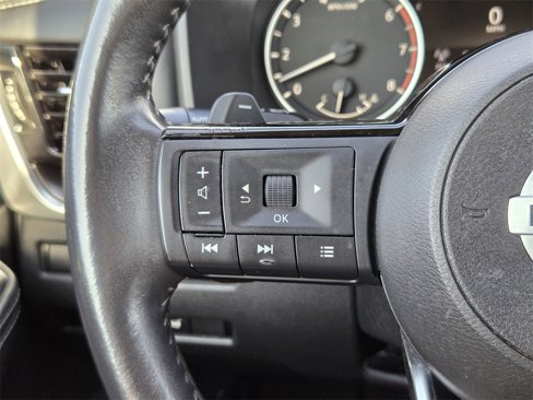 Used 2021 Nissan Rogue SV w/ Premium Package image 26
