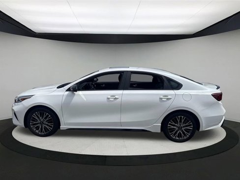 Used 2022 Kia Forte GT-Line w/ GT-Line Premium Package image 12