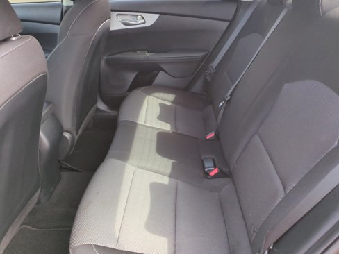 Used 2024 Kia Forte LXS w/ LXS Technology Package image 17