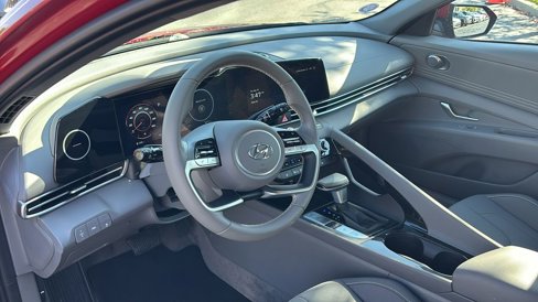 Used 2023 Hyundai Elantra SEL w/ Convenience Package image 23