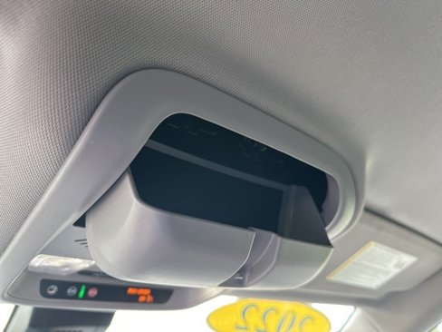 Used 2022 Chevrolet Equinox LT image 23