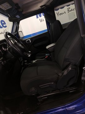 Used 2018 Jeep Wrangler Sport image 27