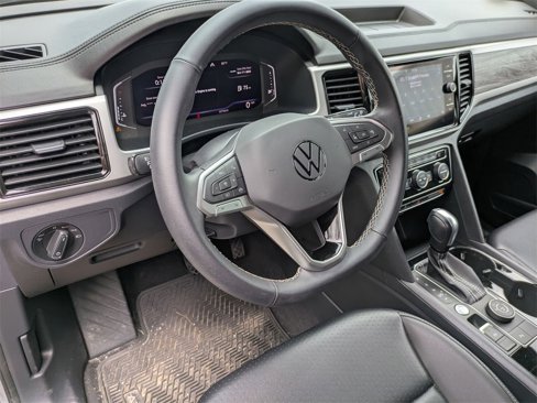 Used 2022 Volkswagen Atlas Cross Sport SE image 15
