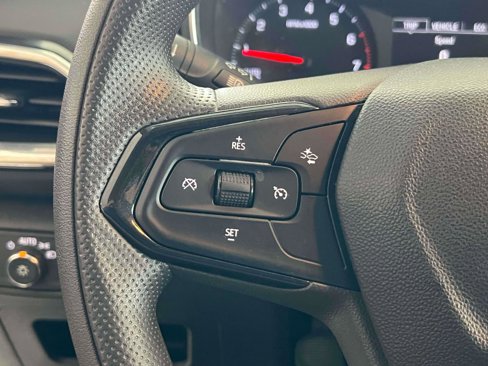 Used 2022 Chevrolet TrailBlazer LT w/ Convenience Package image 17